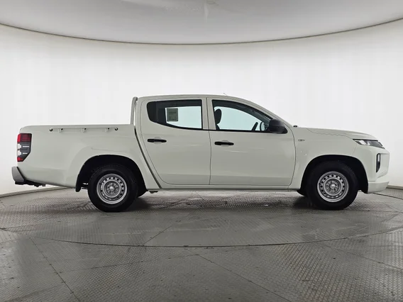 ميتسوبيشي L200 DC 4x2 Diesel 2022 