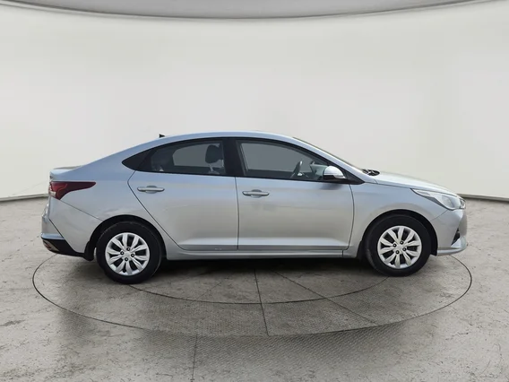 Hyundai Accent Smart 2023 