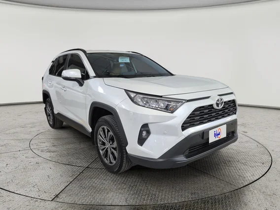 Toyota RAV4 XLE 2025 