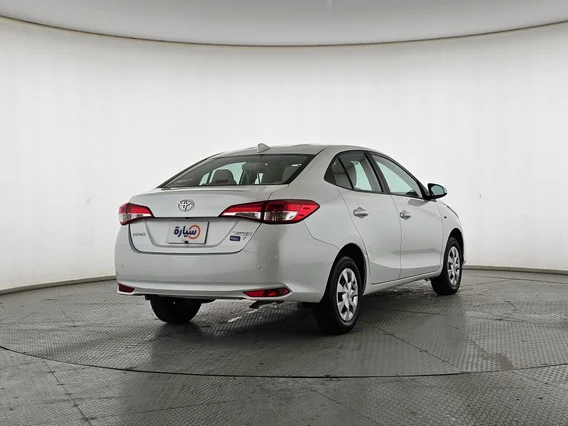 Toyota Yaris  Y 2022 
