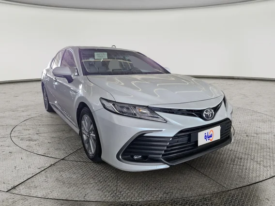 Toyota Camry  GLEX 2023 
