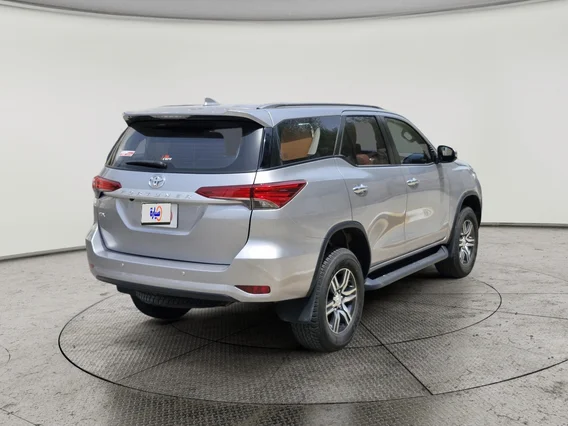 Toyota Fortuner GX 2023 دبل
