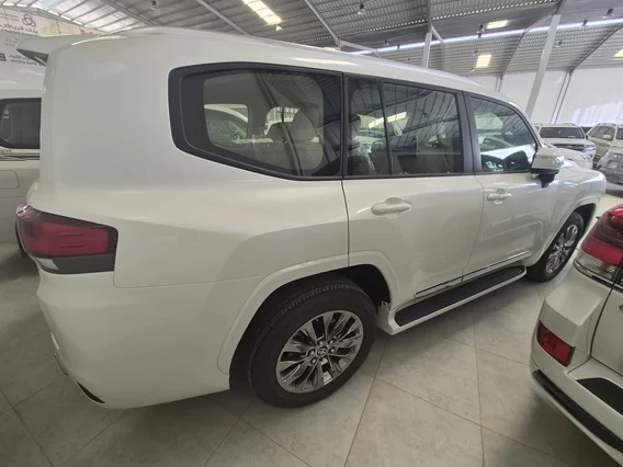 تويوتا لاندكروزر GXR4 2024 دبل