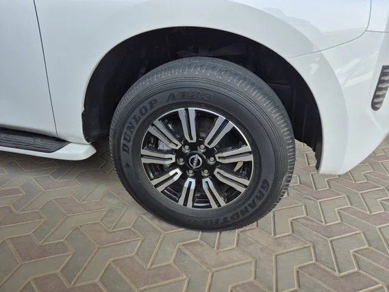 نيسان باترول SE 2023 