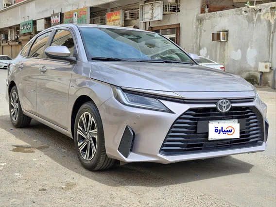 Toyota Yaris  Y Plus 2023 