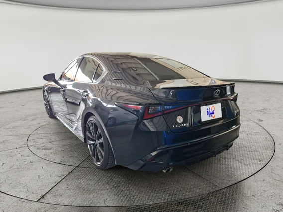 لكزس IS 350 F Sport 2024 