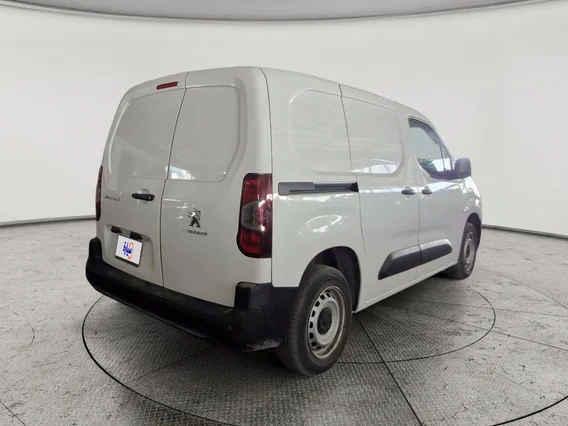 بيجو بارتنر Short van 2023 