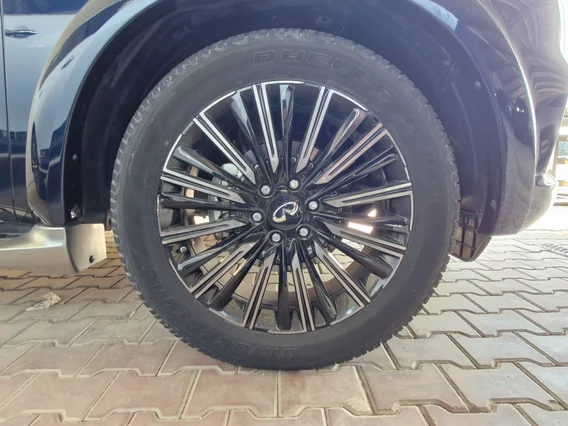 Infiniti QX 80  Luxe Sensory 2022 