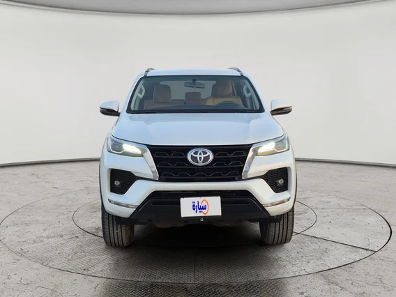 Toyota Fortuner VX 2023 دبل