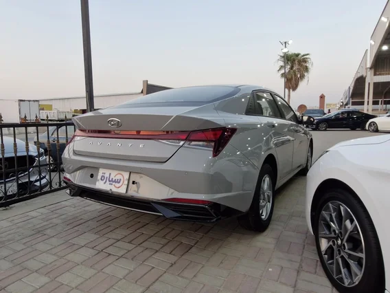 Hyundai Avante  2021 