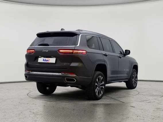 Jeep Grand Cherokee اوفرلاند 2023 
