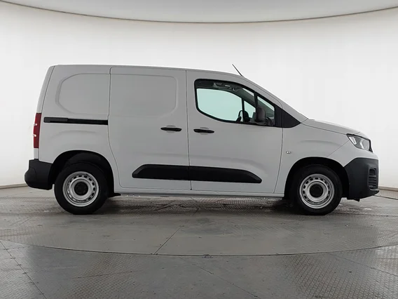 بيجو بارتنر Short van 2023 