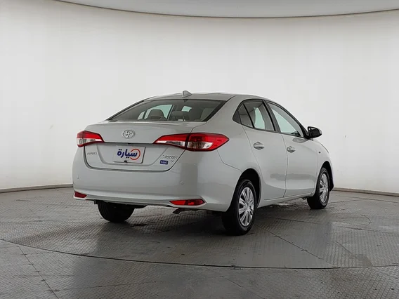 Toyota Yaris  Y 2022 