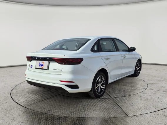 Geely Emgrand GS 2023 