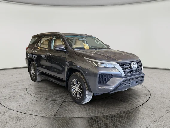 Toyota Fortuner GX 2023 دبل