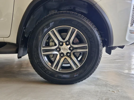 Toyota Fortuner GX 2023 دبل