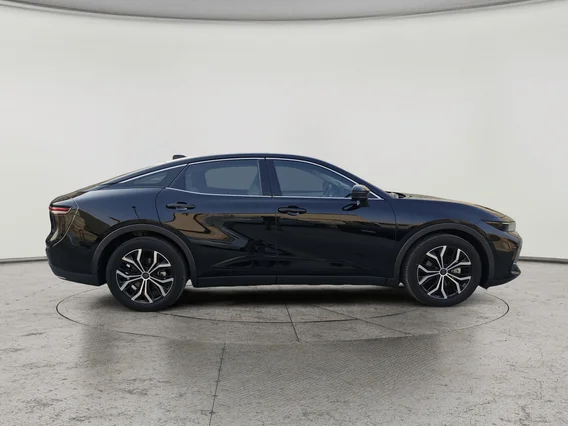 Toyota Crown Premium 2023 