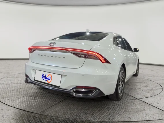Hyundai Grandeur  2020 