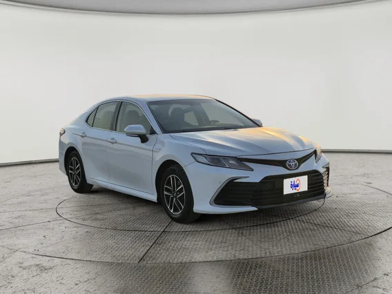 Toyota Camry  LE HEV 2022 