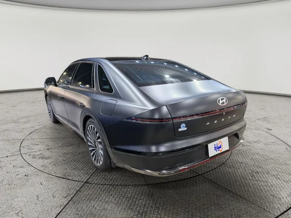 Hyundai Azera calligraphy 2024 
