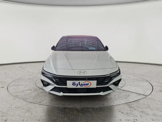 Hyundai Elantra Smart Plus 2025 