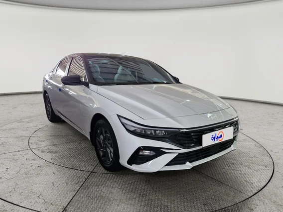 Hyundai Elantra Smart Plus 2025 