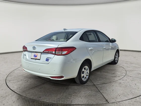Toyota Yaris  Y 2022 