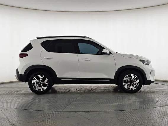 Kia SONET LX 2022 