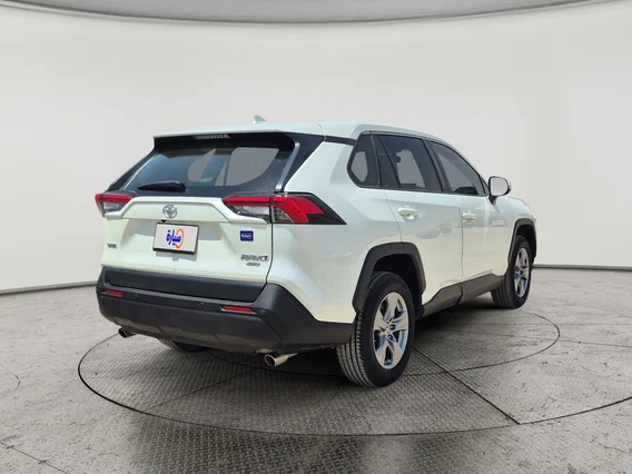 Toyota RAV4 LE 2022 