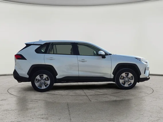 Toyota RAV4 LE 2023 
