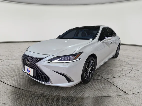 Lexus ES 350 2024 