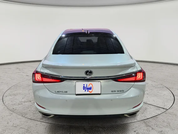 Lexus ES 350 2024 