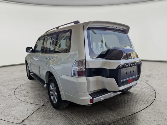 Mitsubishi Pajero GLS 5Doors 2022 دبل