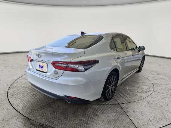 Toyota Camry  Limited 2022 