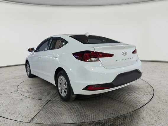 Hyundai Elantra GL 2020 