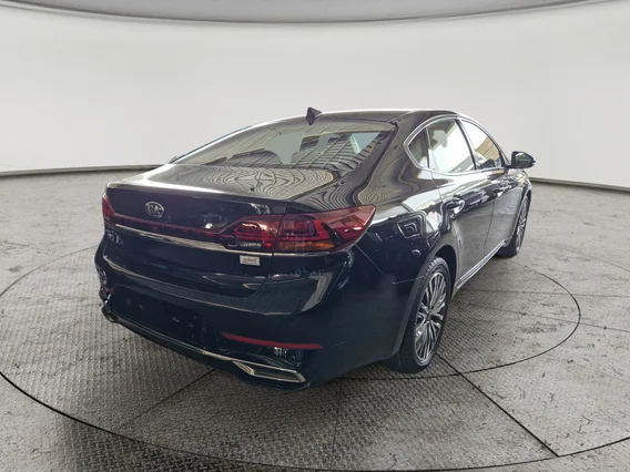 Kia K7  2020 
