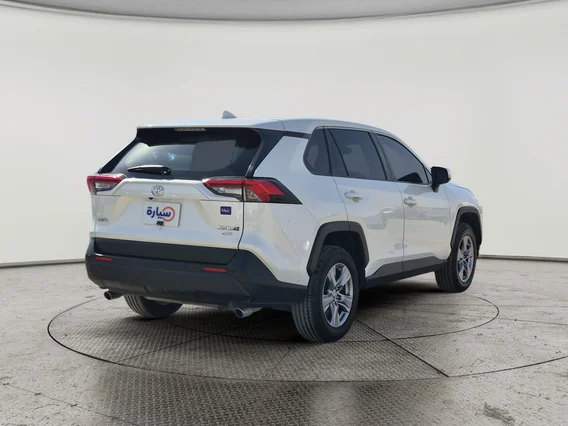 Toyota RAV4 LE 2022 
