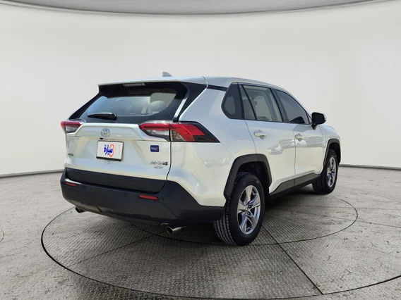 Toyota RAV4 LE 2022 
