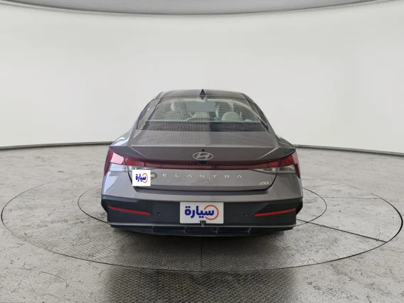 Hyundai Elantra Smart 2024 