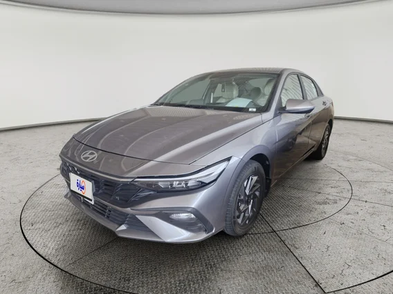 Hyundai Elantra Smart 2024 