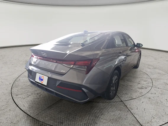 Hyundai Elantra Smart 2024 