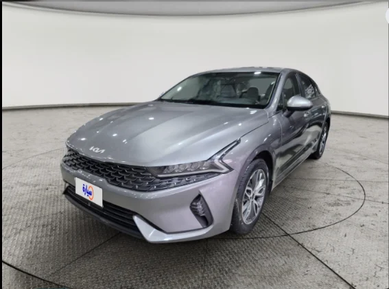 Kia K5 LX 2022 