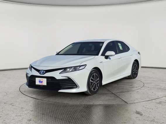 Toyota Camry  LE HEV 2022 