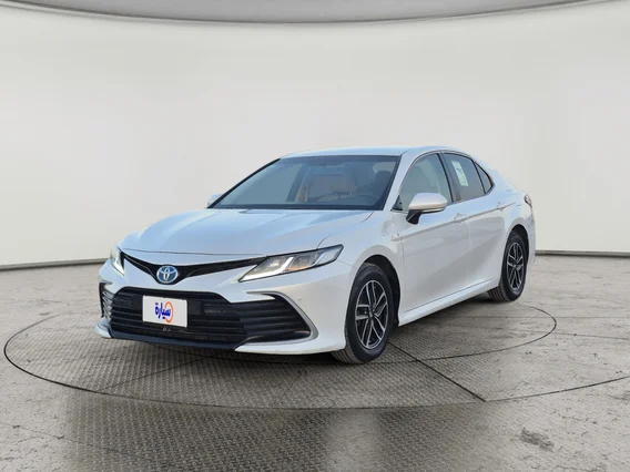 Toyota Camry  LE HEV 2022 