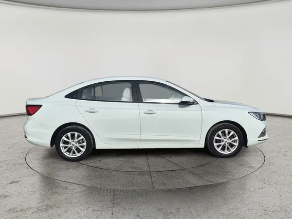 ام جي 5 STD 2025 