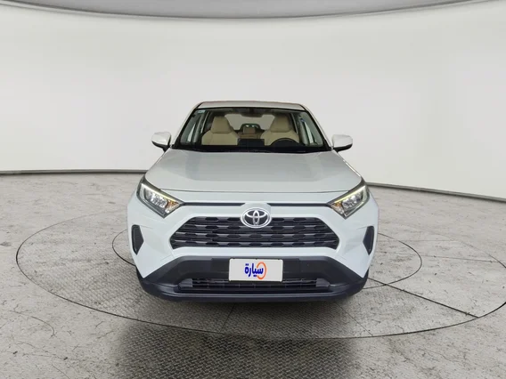 Toyota RAV4 LE 2021 