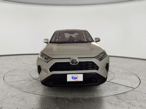 Toyota RAV4 LE 2021 