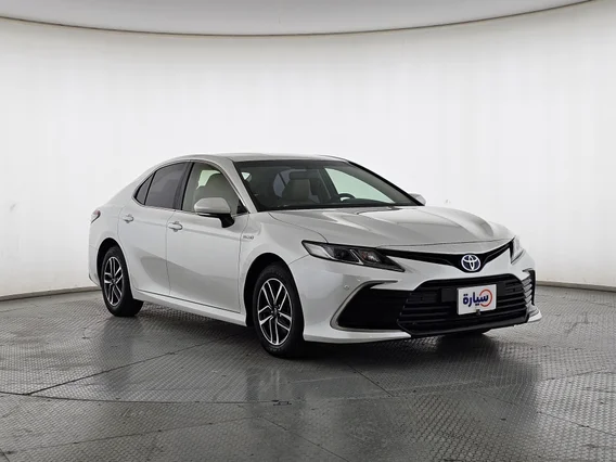 Toyota Camry  LE HEV 2022 