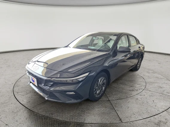 Hyundai Elantra Smart 2024 
