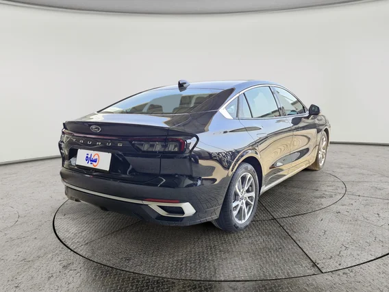 Ford Taurus Trend 2024 